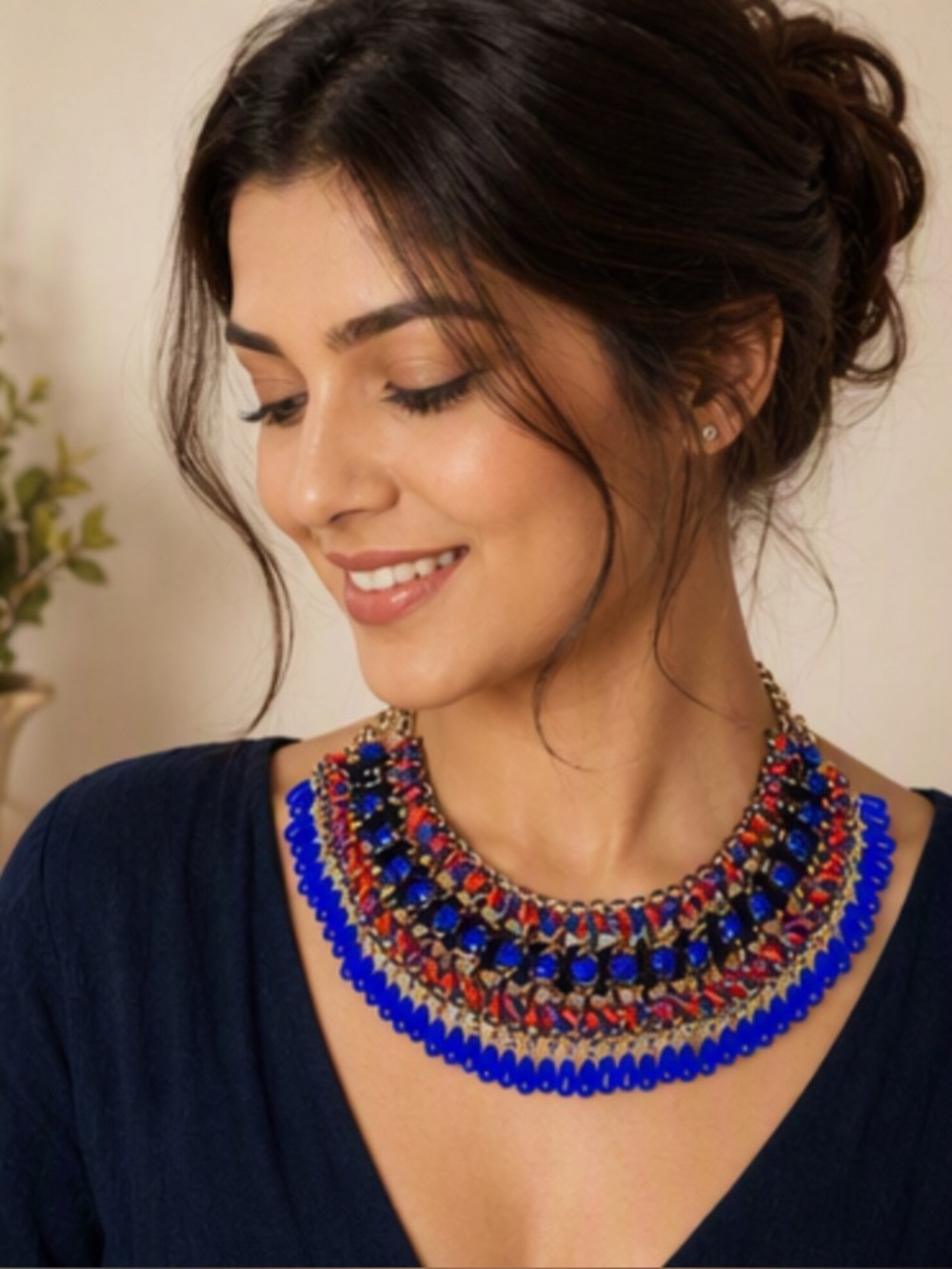 🌹 Bohemian Style Broad Royal Blue Bead & Red Interwoven Thread Gold Necklace 🌹